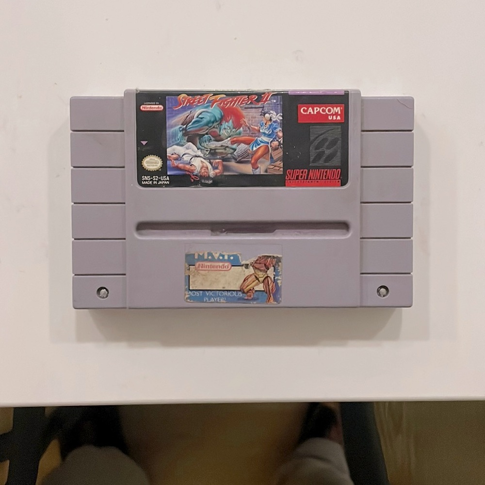 Nintendo Street Fighter 2 game